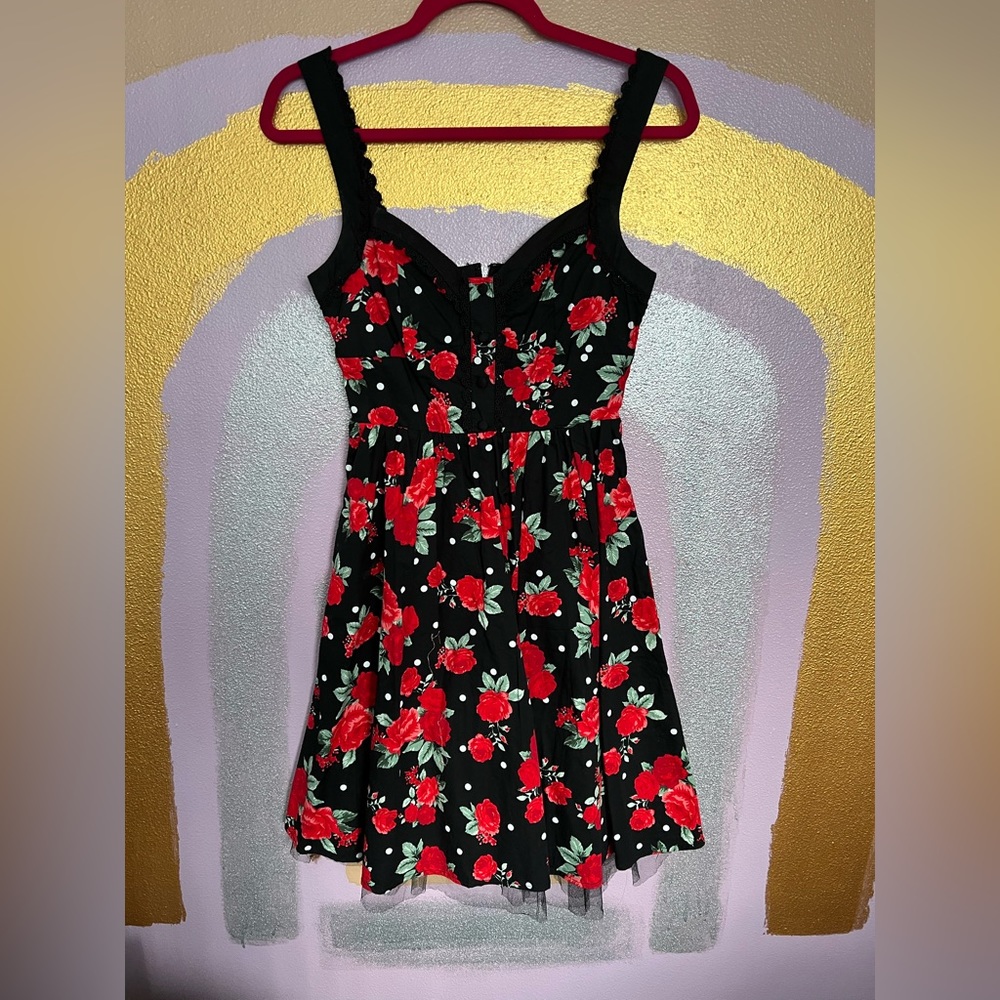 Hot Topic - Small Rose polka dot dress with POCKETS!  Adjustable straps
